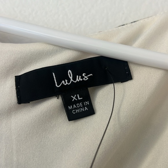 Lulu’s Lovely Type Ivory Floral Print Puff Sleeves A-Line Mini Dress Size XL - Picture 5 of 12